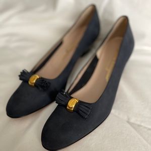 Navy Blue Nubuck Leather Salvatore Ferragamo heels